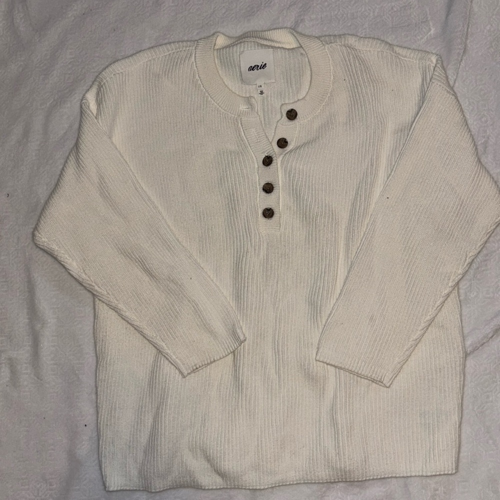 White knit sweater